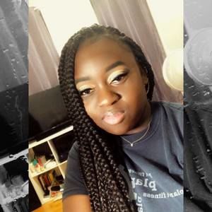 Meet your Posher, Nakia